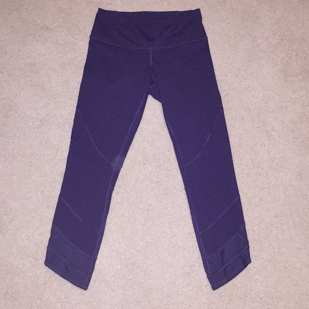 Lululemon plum crop pants